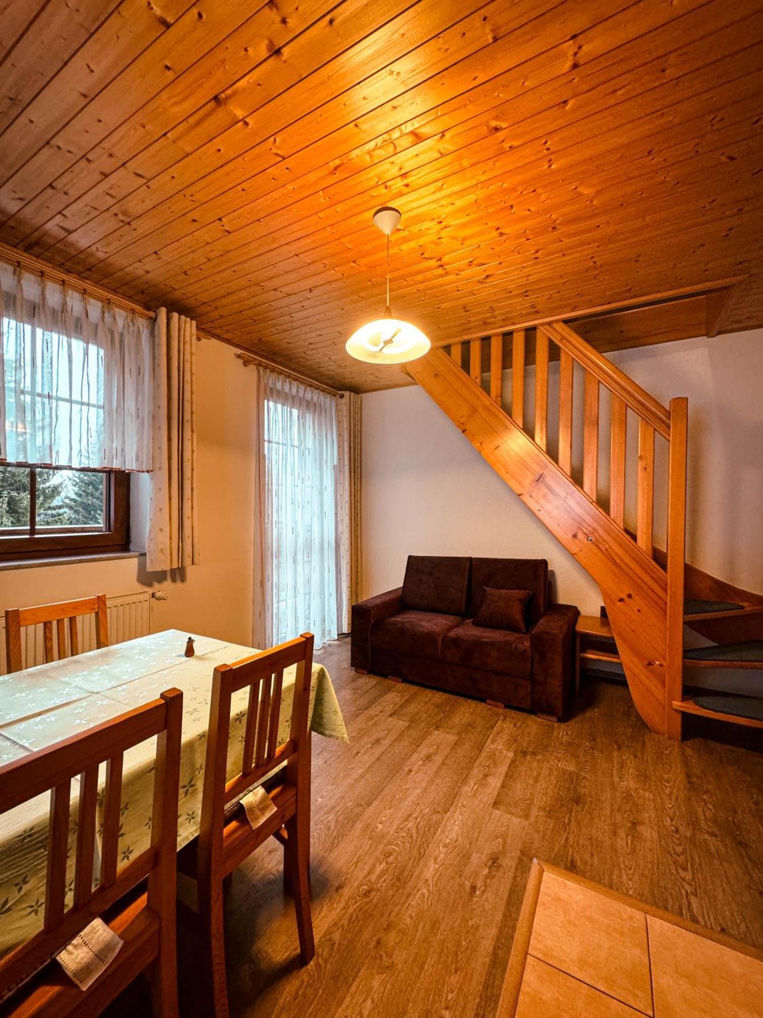 Apartmany Kolb Ramzova ออสตรูชนา ภายนอก รูปภาพ