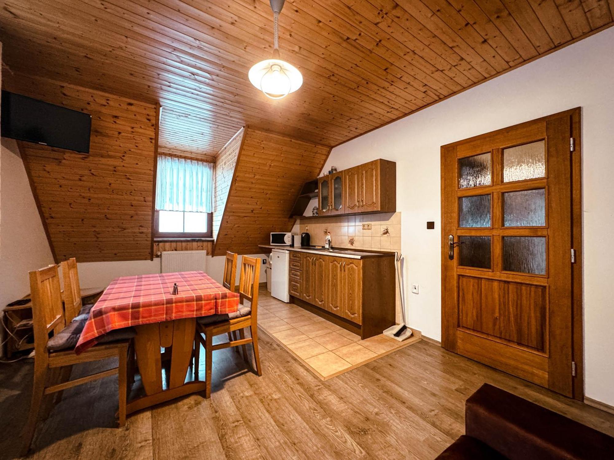 Apartmany Kolb Ramzova ออสตรูชนา ภายนอก รูปภาพ